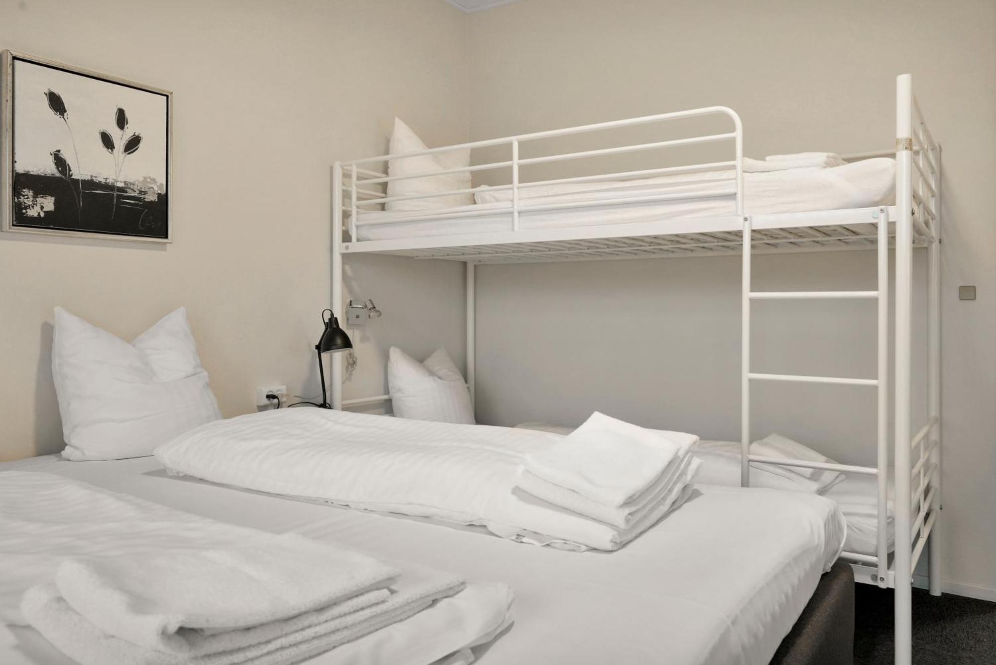 Hotel วาร์เดอ ภายนอก รูปภาพ