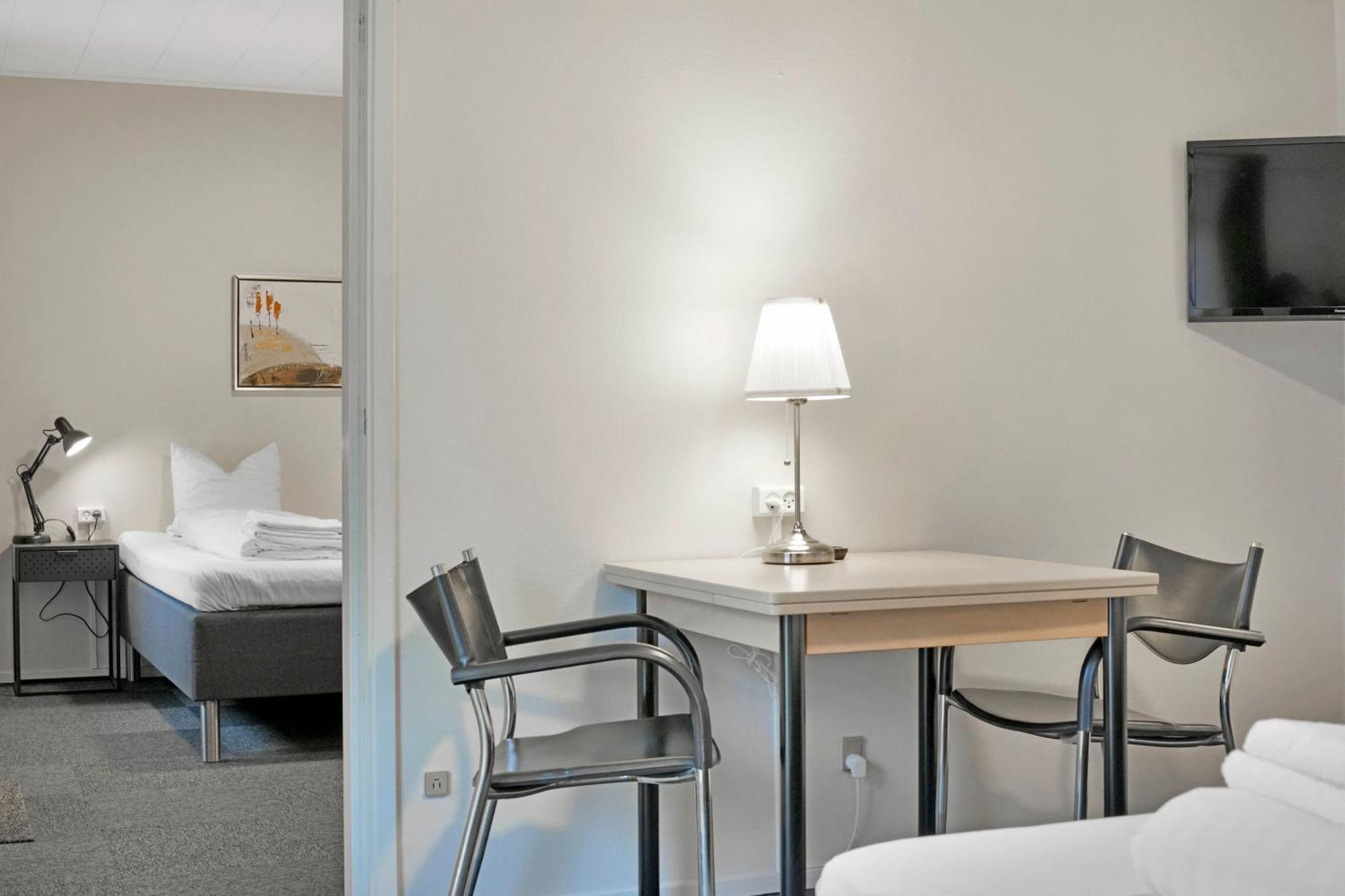 Hotel วาร์เดอ ภายนอก รูปภาพ