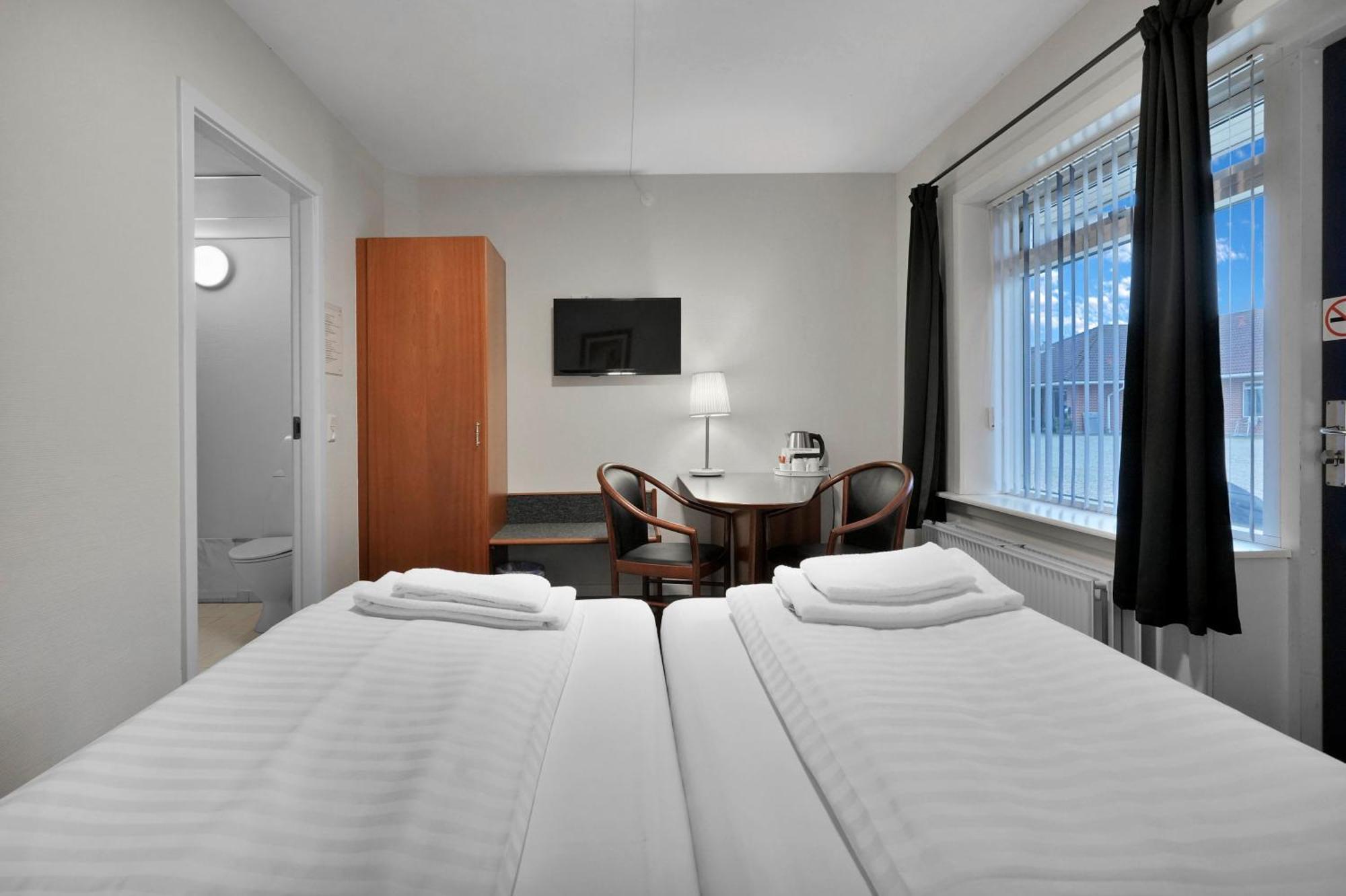 Hotel วาร์เดอ ภายนอก รูปภาพ
